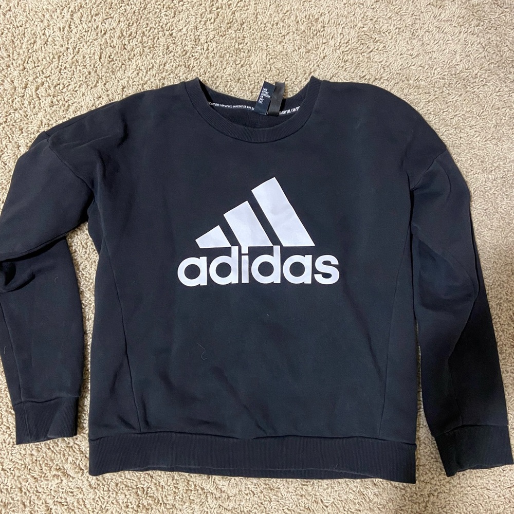 Adidas Women’s crewneck sweatshirt